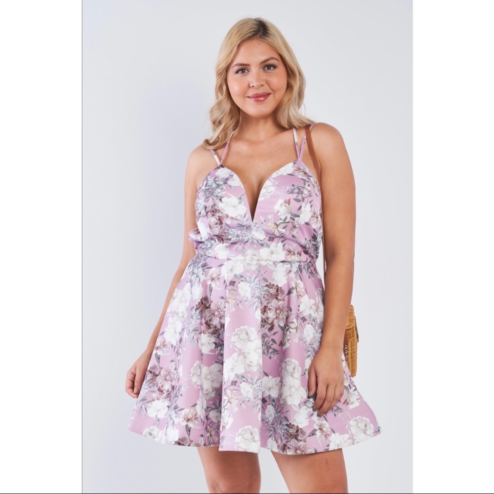 Trac Floral Strappy Open Back Fit & Flare Dress in Mauve/White Boutique NWOT